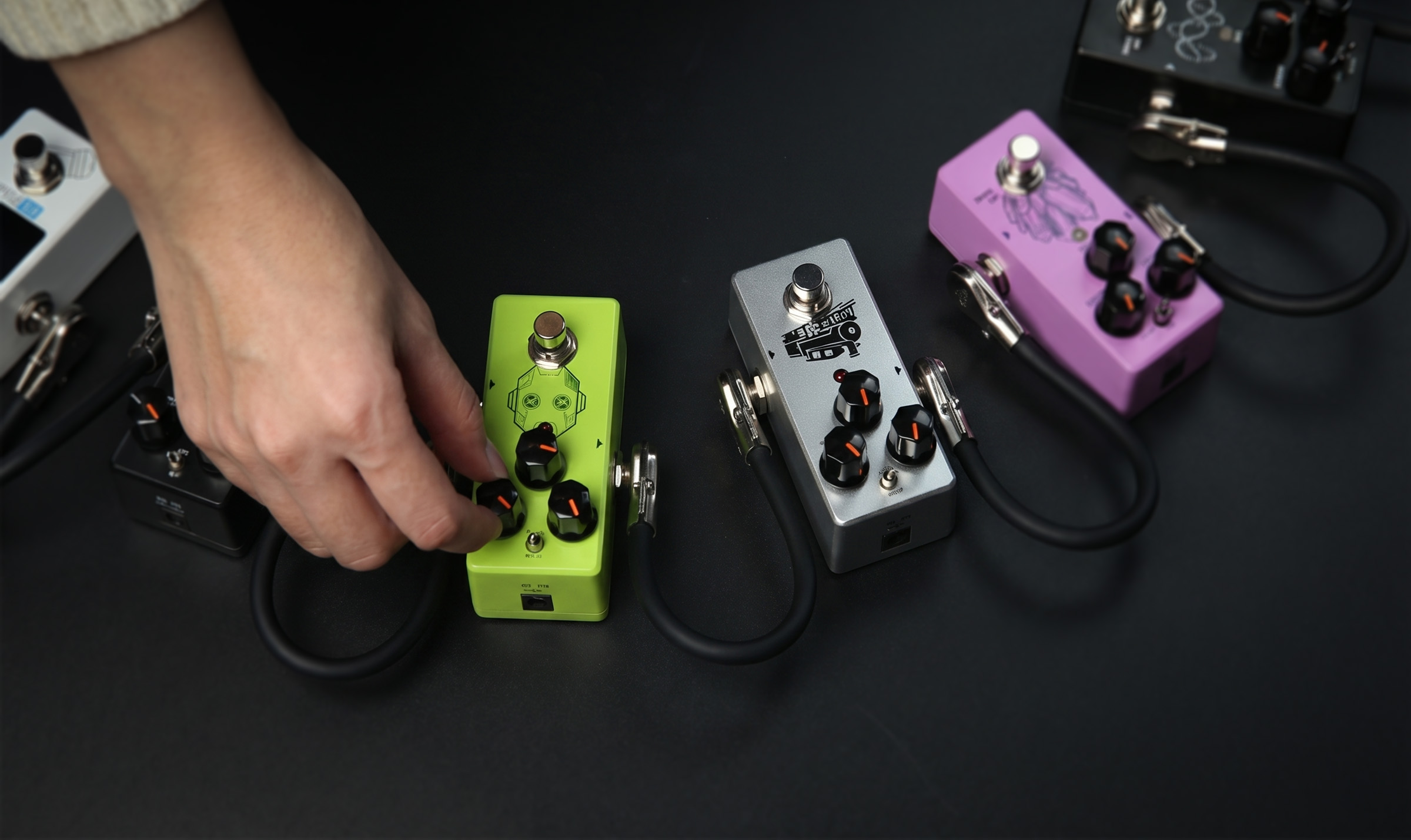 Dual Use as Overdrive & Boost for Versatile Tone Shaping